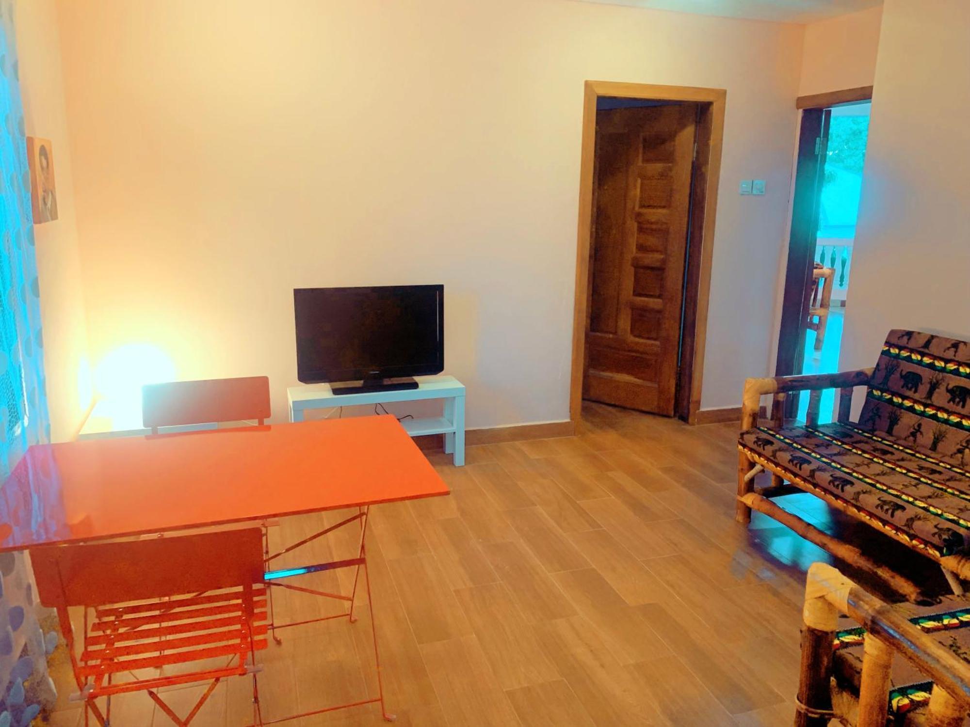 Bajo Kunda - Guesthouse Kololi Quarto foto